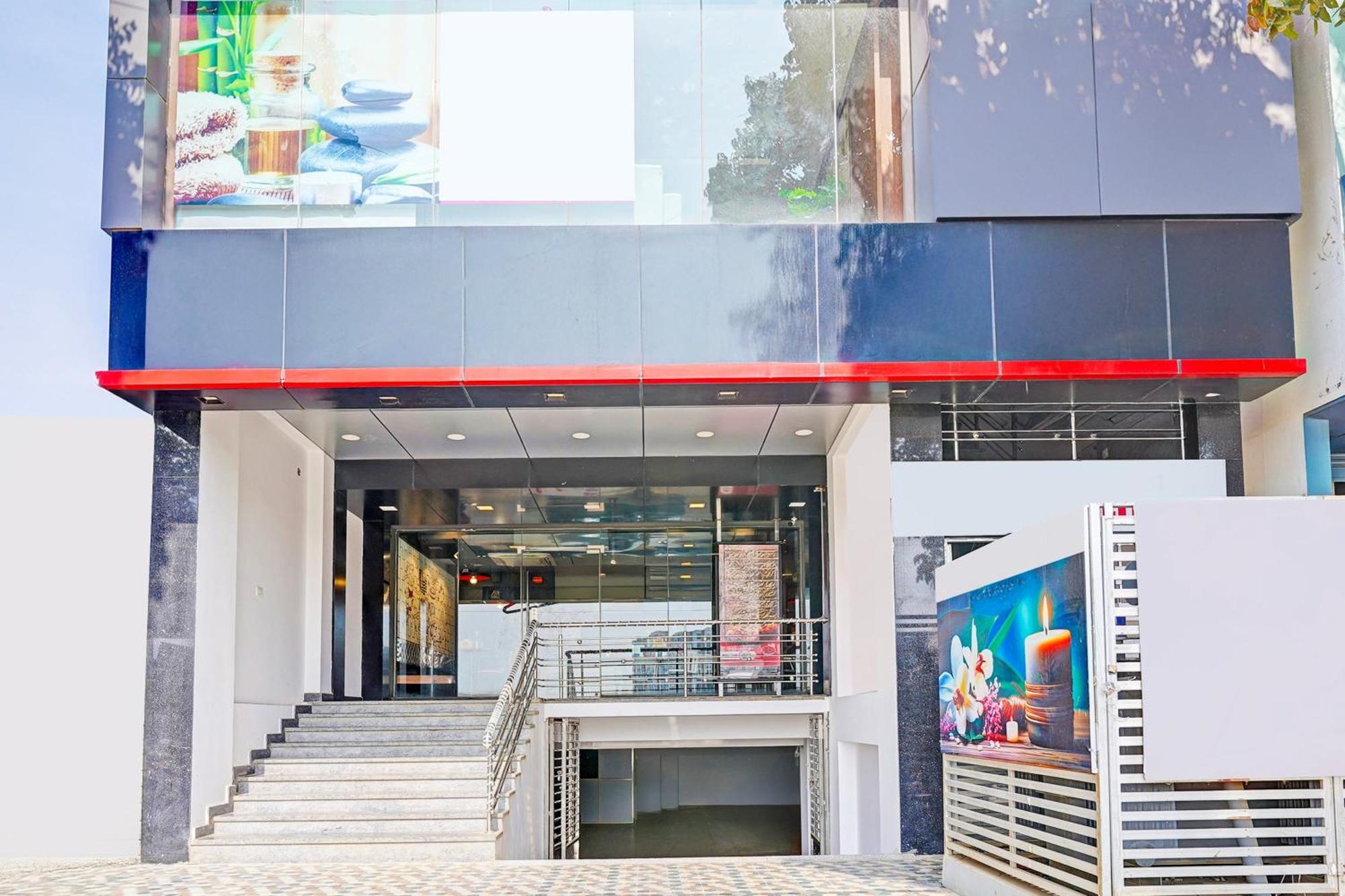 Super Collection O Niladri Road Hotel Kammasandra ภายนอก รูปภาพ