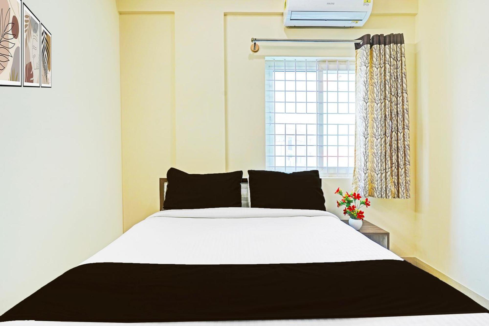 Super Collection O Niladri Road Hotel Kammasandra ภายนอก รูปภาพ